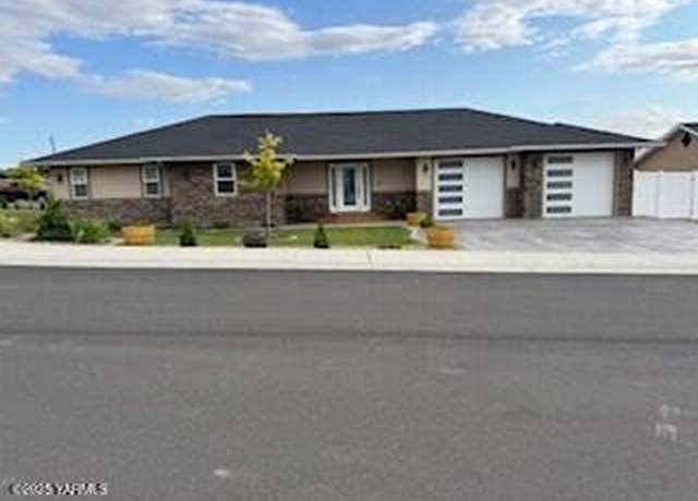 Property at 119 Vineyard View ln Ln, Yakima, WA 98901, 4 beds, 2 baths