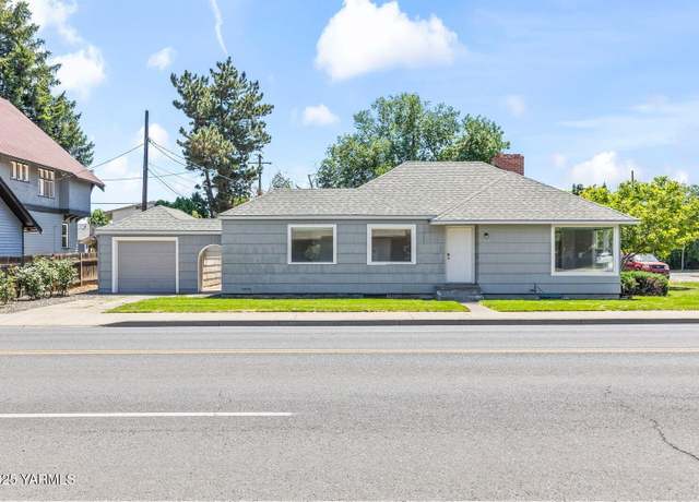 Property at 1108 Summitview Ave, Yakima, WA 98908, 4 beds, 2 baths