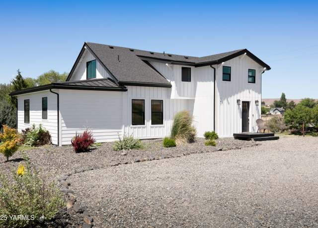Property at 187 Braxton Ln, Selah, WA 98942, 3 beds, 2.5 baths