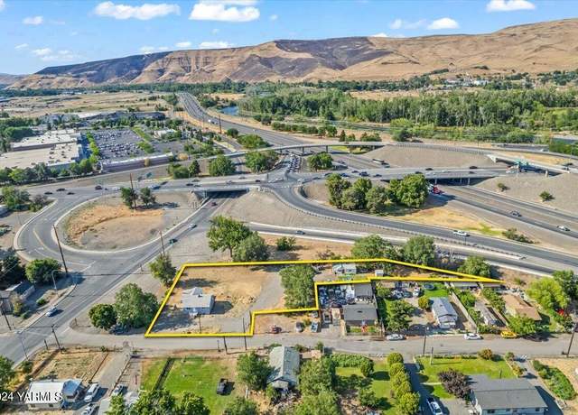 Property at 1105 E Chestnut Ave, Yakima, WA 98901, 3 beds, 1 bath
