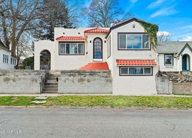 Property at 12 Chicago Ave, Yakima, WA 98902, 3 beds, 2 baths