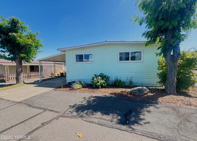 Property at 8301 Tieton Dr #96, Yakima, WA 98908, 3 beds, 2 baths