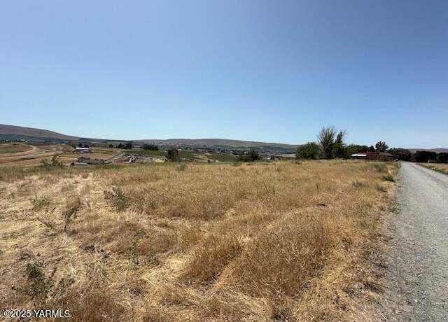 Property at NKA Highpoint Landing Dr, Yakima, WA 98901