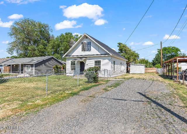 Property at 1713 S 10th Ave, Yakima, WA 98902, 3 beds, 1.5 baths