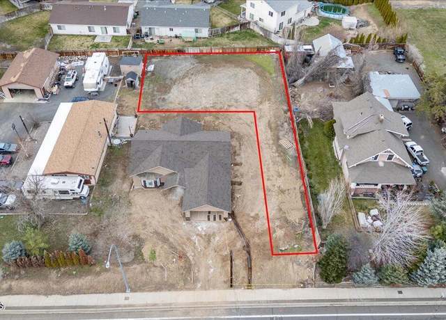 Property at 8905 W Tieton Dr, Yakima, WA 98908