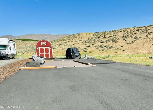 Property at 1769 Naches Wenas Rd #117, Selah, WA 98942