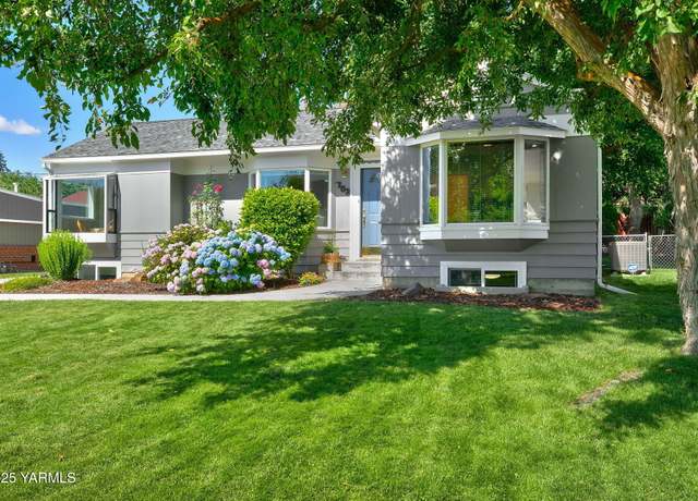 Property at 702 S 31st Ave, Yakima, WA 98902, 3 beds, 1 bath