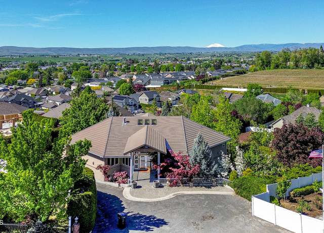 Property at 7200 W Lincoln Ave, Yakima, WA 98908, 3 beds, 3.5 baths