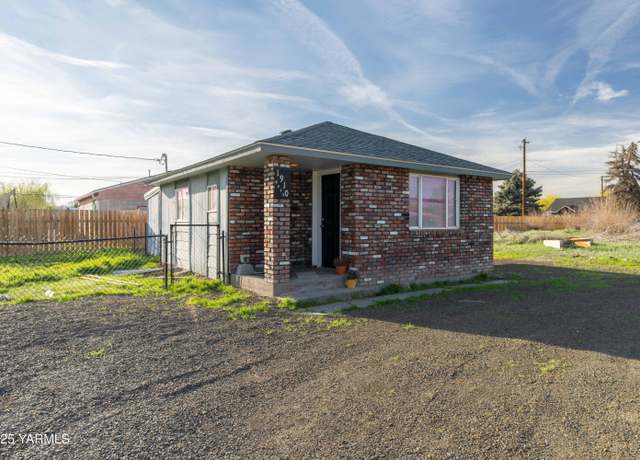 Property at 1910 S 7th Ave, Union Gap, WA 98903, 2 beds, 1 bath