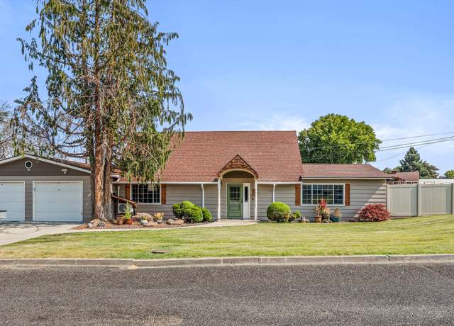 Property at 225 Westover Dr, Yakima, WA 98908, 3 beds, 1.5 baths