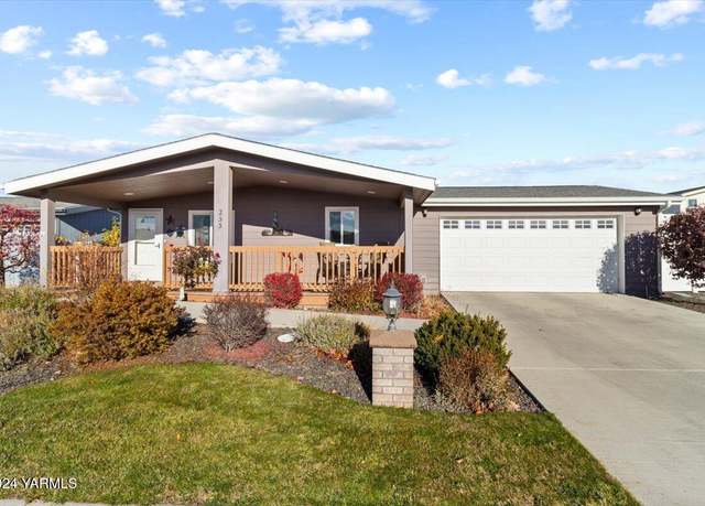 Property at 200 Bridle Way #233, Yakima, WA 98901, 2 beds, 2 baths