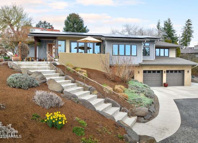 Property at 5005 Homesite Dr, Yakima, WA 98908, 3 beds, 2.5 baths