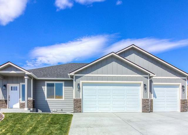 Property at 306 N 90th Ave, Yakima, WA 98908, 3 beds, 2.5 baths