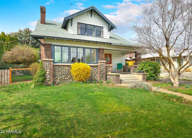 Property at 214 S 17th Ave, Yakima, WA 98902, 4 beds, 3 baths