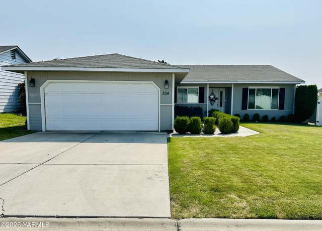 Property at 304 S 76th Ave, Yakima, WA 98908, 3 beds, 2 baths