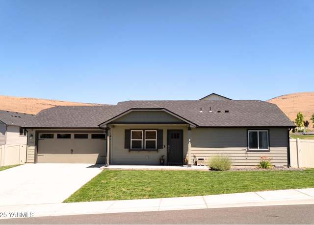 Property at 5303 Sage Way, Yakima, WA 98901, 2 beds, 2 baths