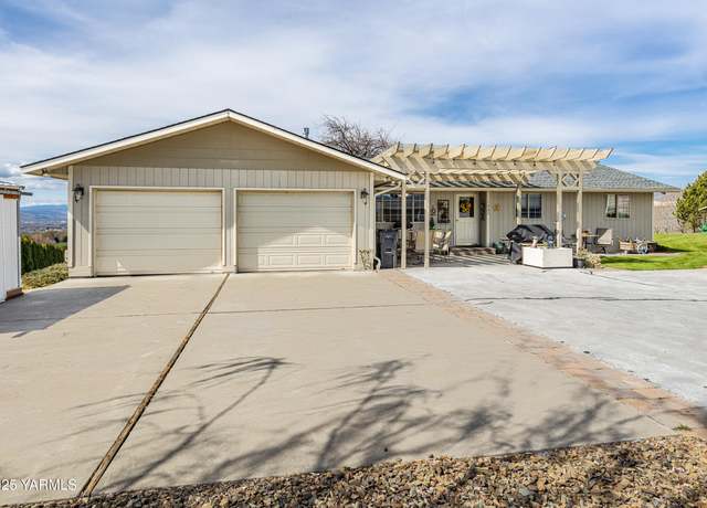 Property at 1682 St. Hilaire Rd, Yakima, WA 98901, 3 beds, 3.5 baths