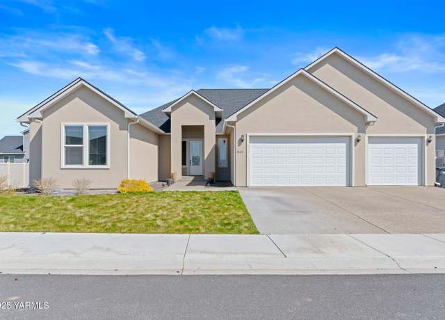 Property at 1545 Valhalla Lp, Selah, WA 98942, 3 beds, 2.5 baths