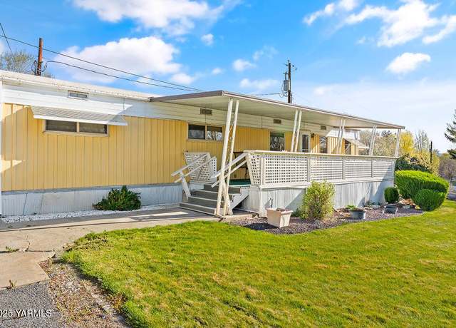 Property at 1130 N Wenas Rd #1, Selah, WA 98942, 2 beds, 2 baths
