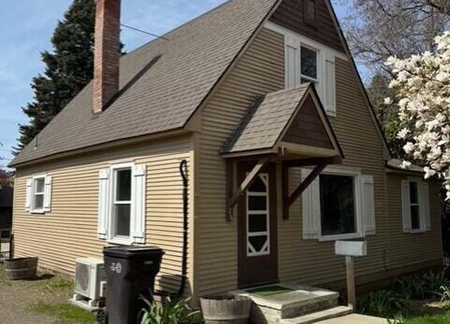 Property at 216 N 30th Ave, Yakima, WA 98902, 3 beds, 1 bath