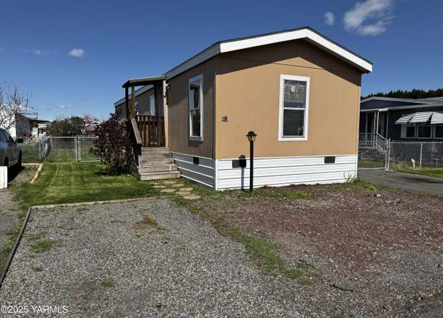 Property at 1201 W Washington Ave #28, Yakima, WA 98903, 3 beds, 1 bath