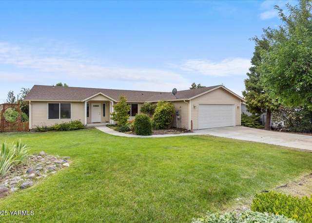Property at 6402 Ridgeway Dr, Yakima, WA 98901, 3 beds, 2 baths