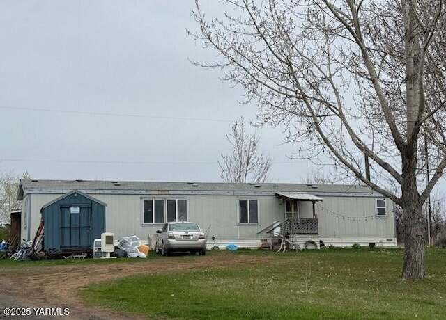 Property at 381 Trepanier Ct, Tieton, WA 98947, 2 beds, 1 bath