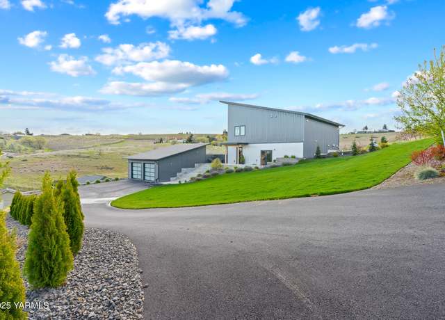 Property at 1000 Prospect Way, Yakima, WA 98908, 2 beds, 3.5 baths