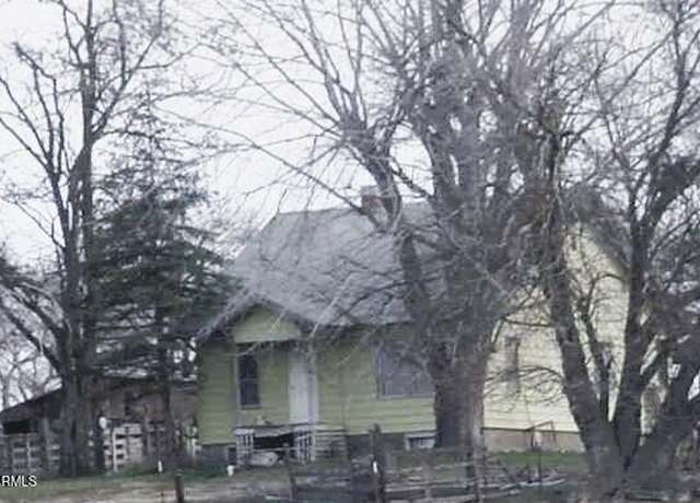 Property at 1111 Roza Dr, Zillah, WA 98953