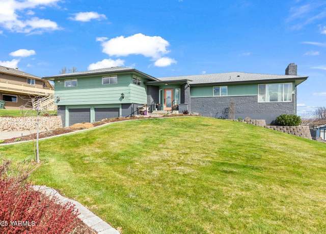 Property at 419 N 62nd Ave, Yakima, WA 98908, 4 beds, 2 baths