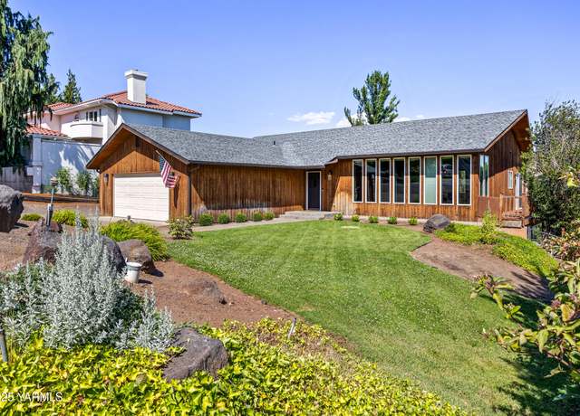 Property at 709 Beacon Ave, Yakima, WA 98901, 5 beds, 3 baths