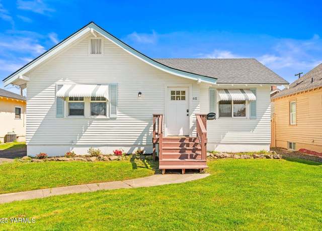 Property at 611 S 7th Ave, Yakima, WA 98902, 2 beds, 1 bath