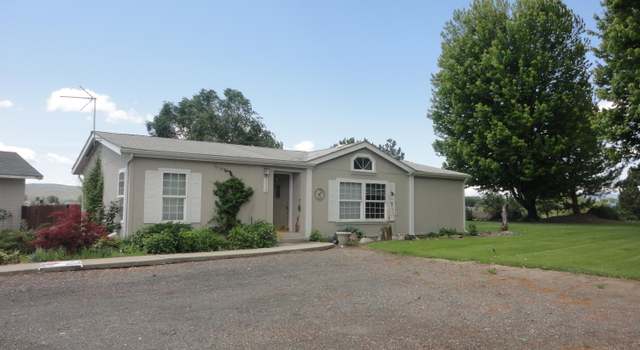 Photo of 9705 Ahtanum Rd, Yakima, WA 98903