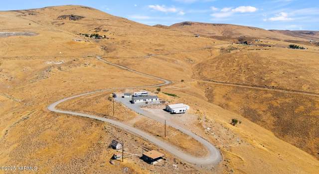 Photo of 371 Wallaby Ln, Yakima, WA 98901