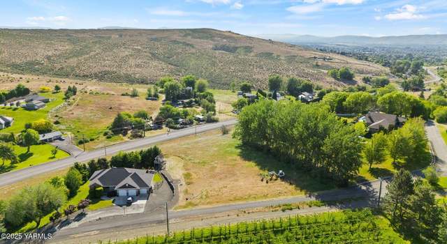 Photo of 11471 Marble Ln, Yakima, WA 98908