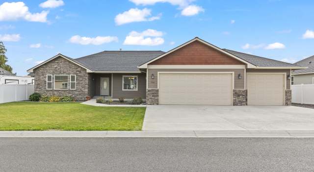 Photo of 7906 Lyons Ln, Yakima, WA 98903