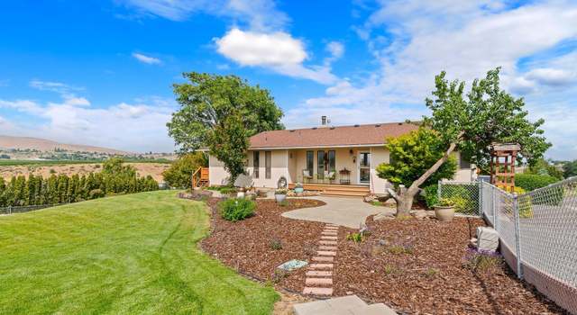 Photo of 283 Cook Rd, Yakima, WA 98908
