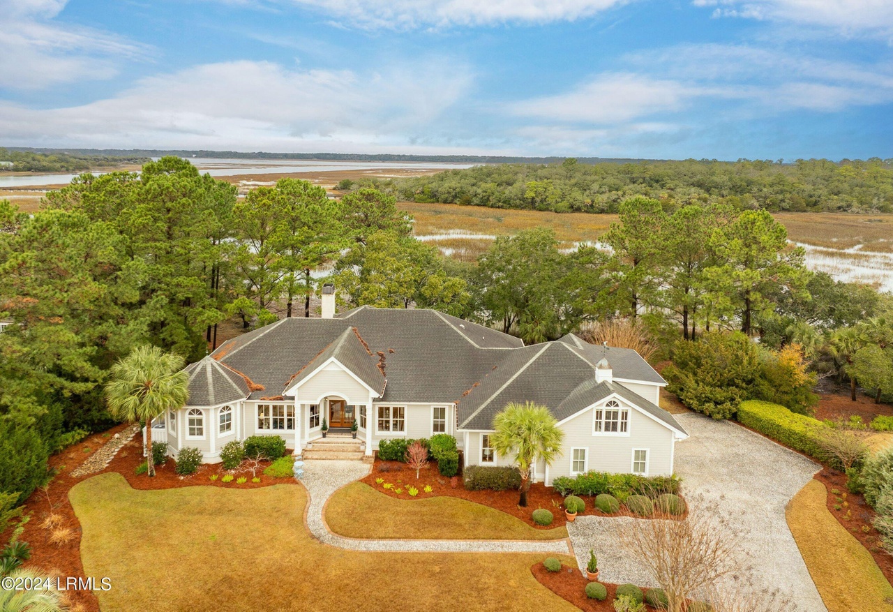 1454 Gleasons Landing Dr, Dataw Island, SC 29920 | MLS# 183065 | Redfin