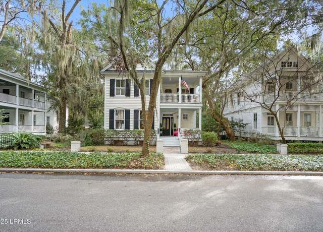 Property at 39 Newpoint Rd, Beaufort, SC 29907, 4 beds, 3.5 baths
