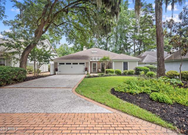 Property at 637 S Reeve Rd, St. Helena Island, SC 29920, 3 beds, 2 baths