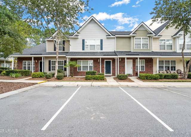 Property at 272 West Sq, Bluffton, SC 29910, 2 beds, 2.5 baths