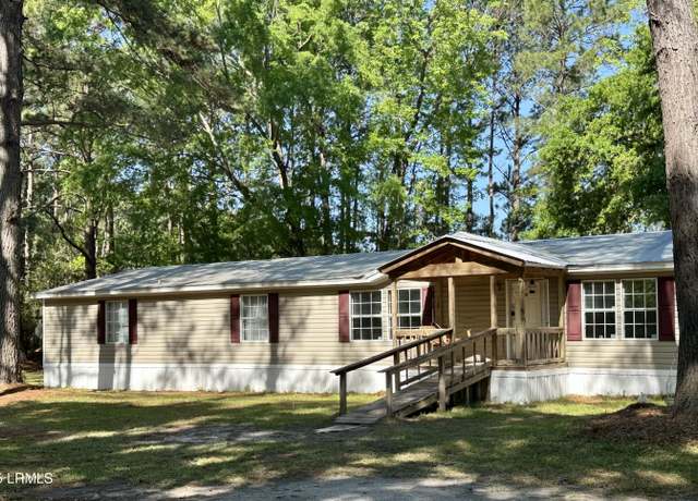 Property at 1688 Deloss Point Rd, Ridgeland, SC 29936, 3 beds, 2.5 baths