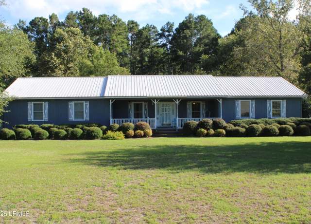 Property at 3222 Charleston Hwy, Varnville, SC 29944, 3 beds, 2 baths