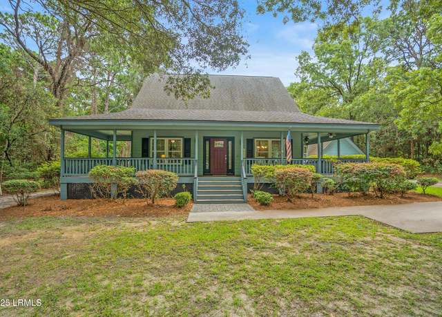 Property at 21 Planters Cir, Beaufort, SC 29907, 3 beds, 3.5 baths