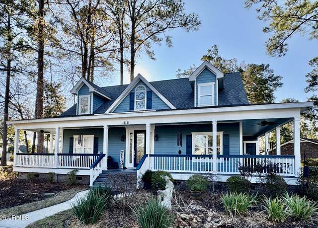 Property at 1118 Otter Cir, Beaufort, SC 29902, 3 beds, 2.5 baths