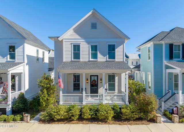 Property at 7 Abbey Row, Beaufort, SC 29906, 3 beds, 2.5 baths