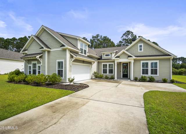 Property at 135 Danbridge Ct, Bluffton, SC 29910, 4 beds, 3 baths
