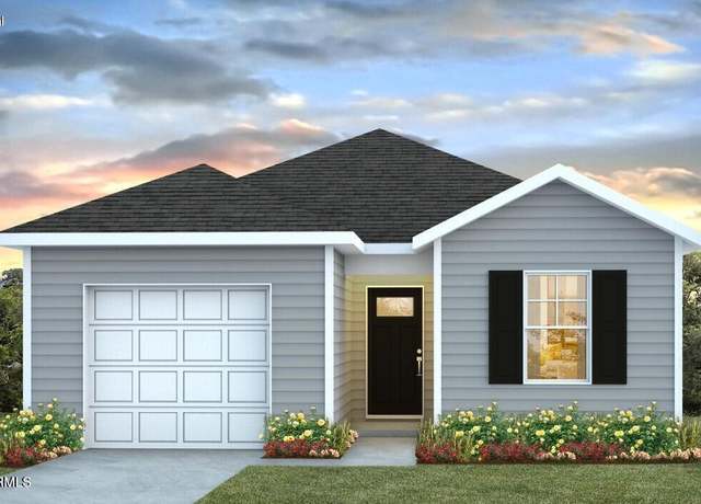 Property at 301 Holiday St, Ridgeland, SC 29936, 3 beds, 2 baths