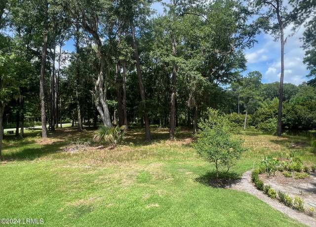 Property at 15 Jacks Dr, Daufuskie Island, SC 29915, 4 beds, 3.5 baths