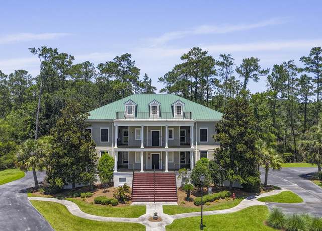 Property at 7 Crescent Cir Unit 1d, Bluffton, SC 29910, 3 beds, 3 baths